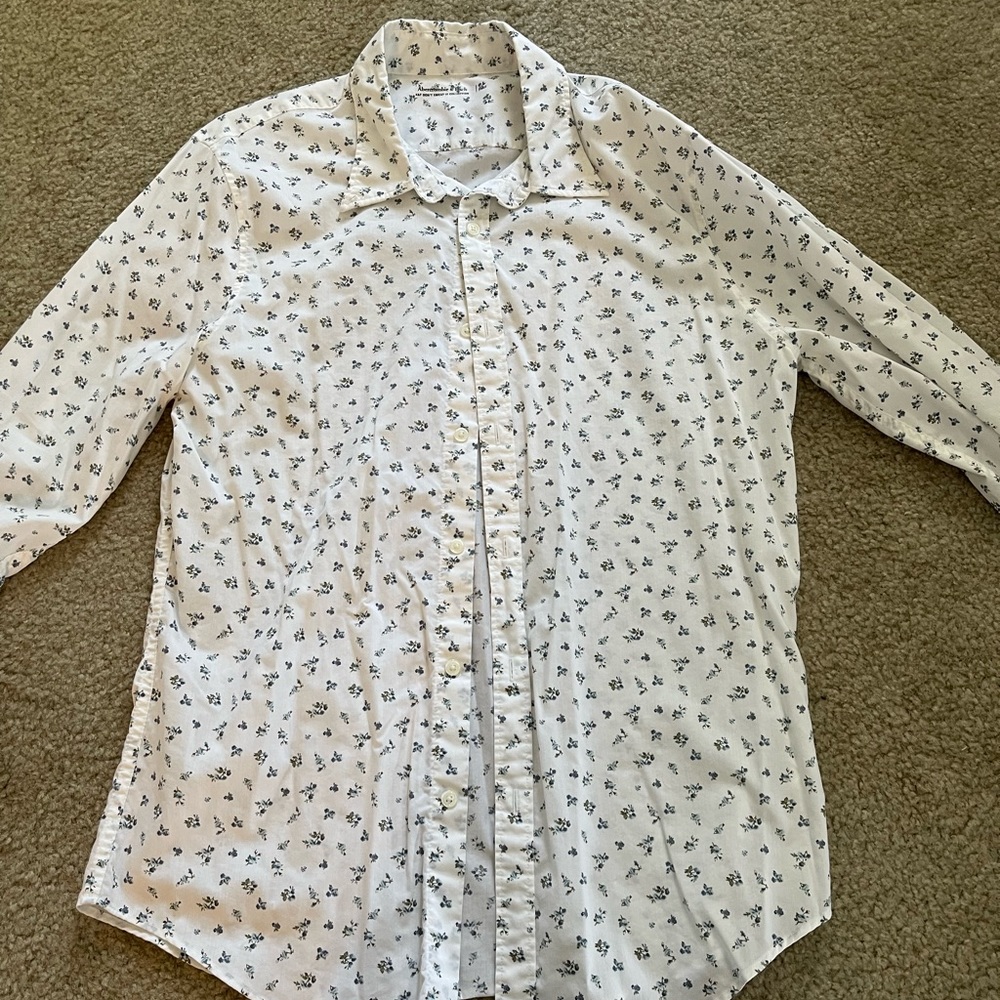 Mens Abercrombie long sleeve performance shirt